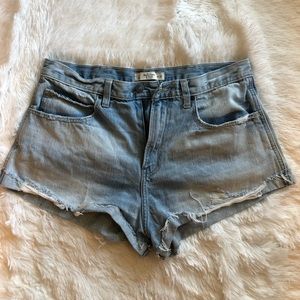 Abercrombie & Fitch high waisted cut off shorts
